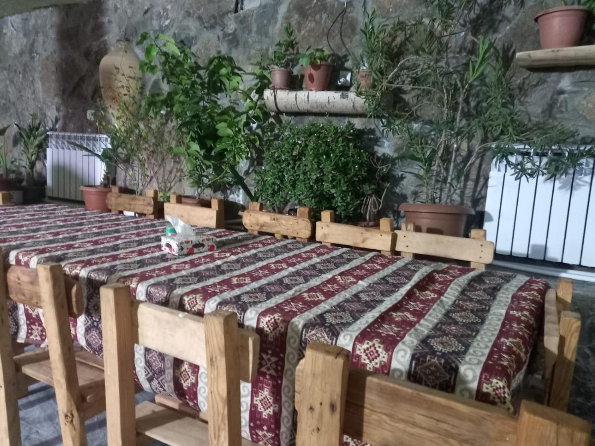 Byurakan Guesthouse & Cottage Zewnętrze zdjęcie